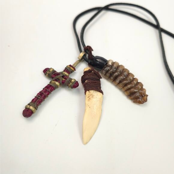 Vintage Rattlesnake Tail Rattles Cross Bone Pendant On Leather Cord - Picture 1 of 4